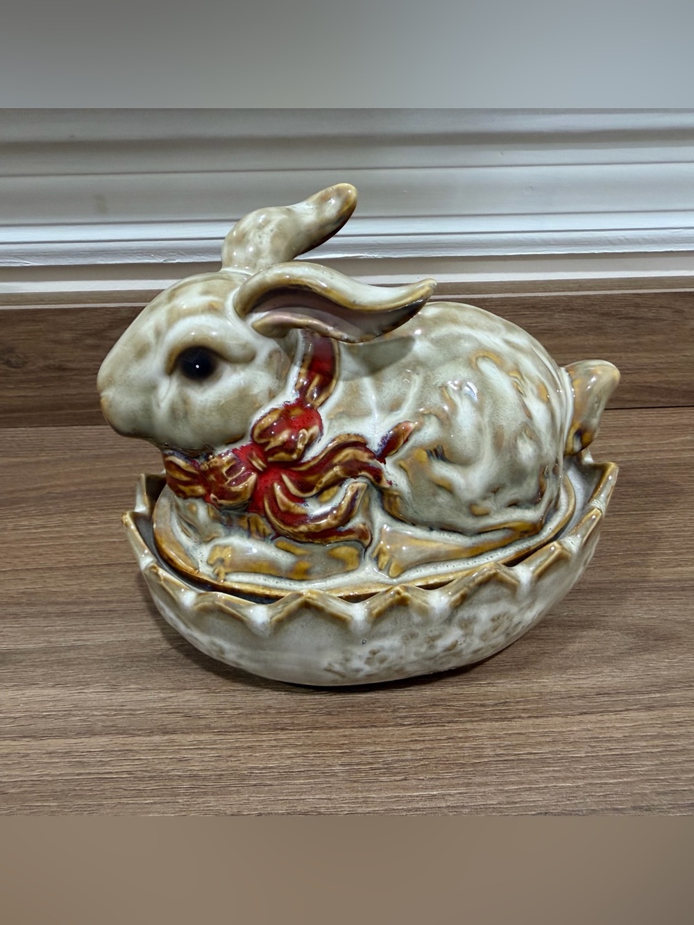 Ceramic bunny on nest